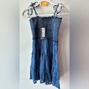 Young Threads indigo smocked tunic top, Medium p2p13.5  | 0154